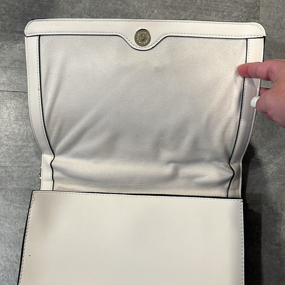 Steve Madden Floral Shoulder Bag - Picture 5 of 10